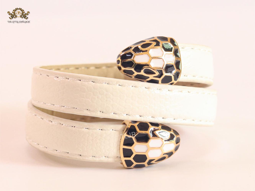 Serpentine white belt bracelet