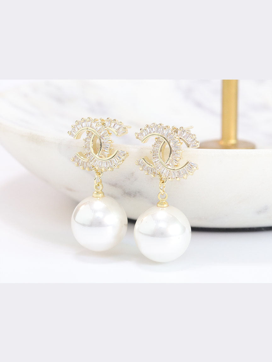 Double C cz baguette and pearl gold earrings