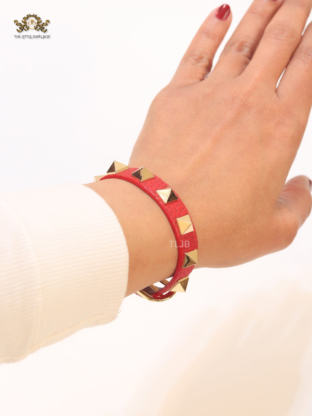 Alphabet V rockstud red bracelet