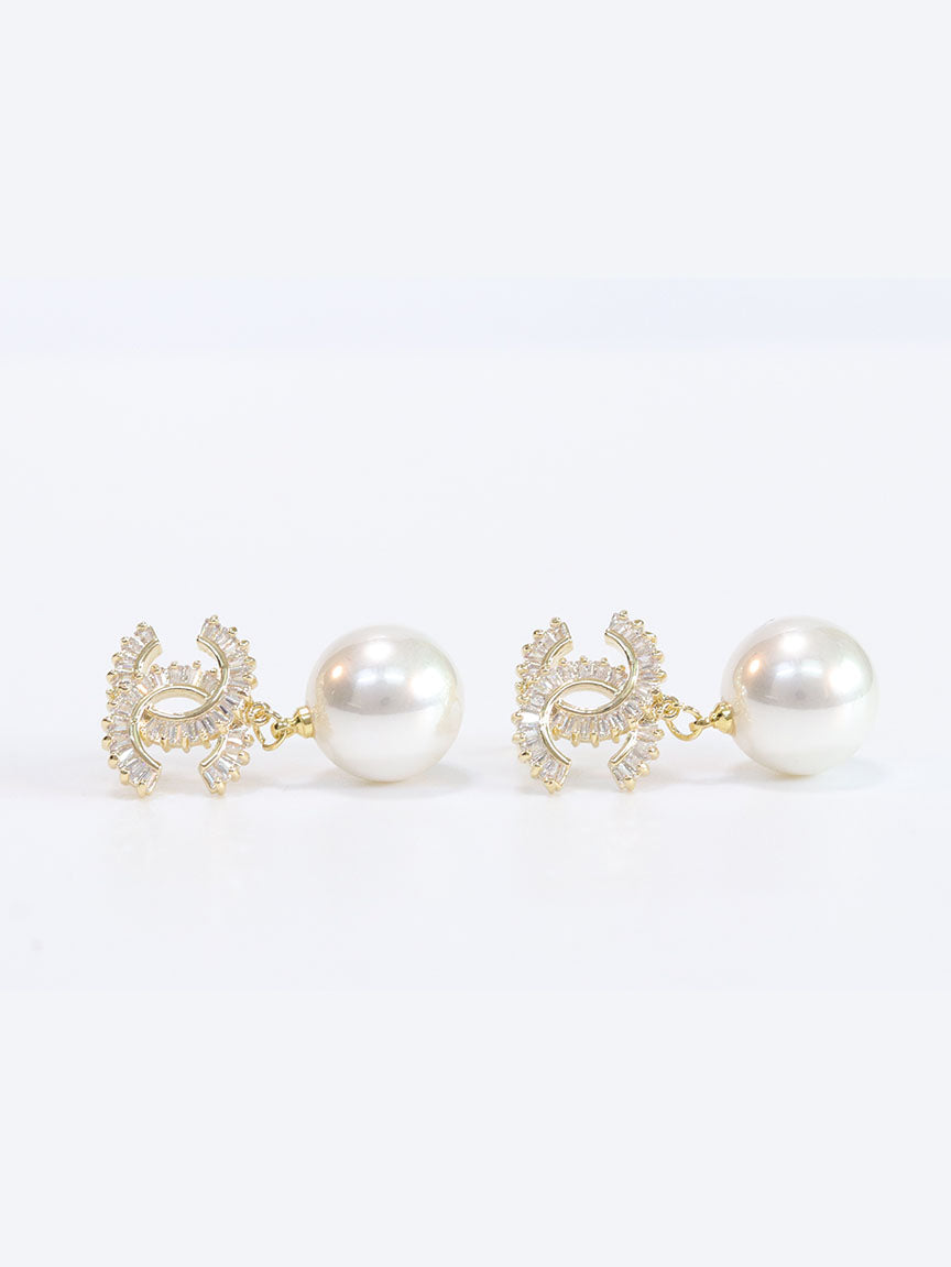 Double C cz baguette and pearl gold earrings