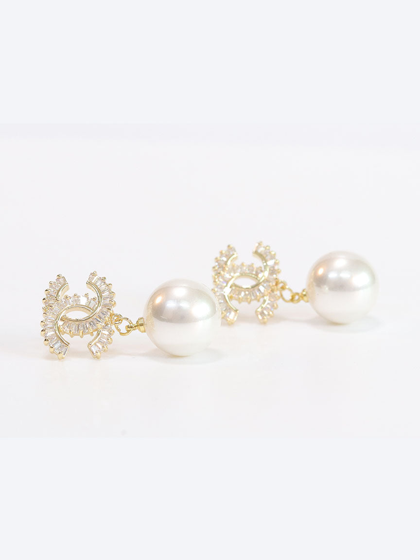 Double C cz baguette and pearl gold earrings