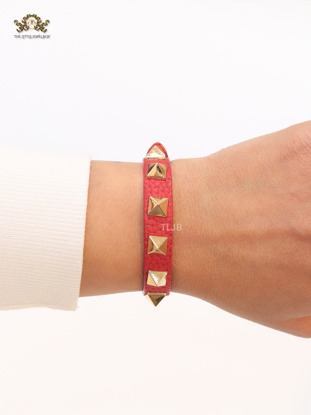 Alphabet V rockstud red bracelet