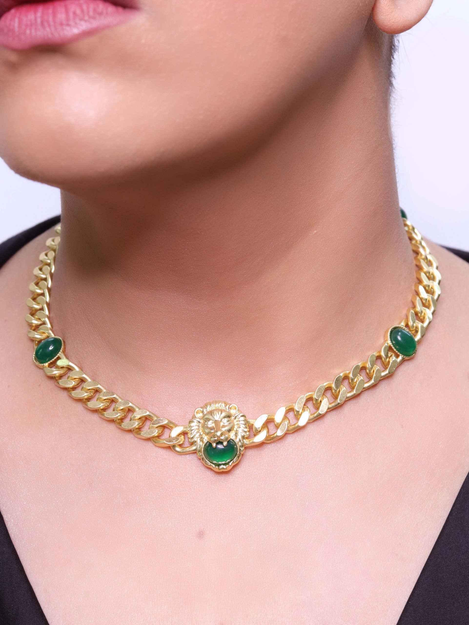 Lion face link chain
