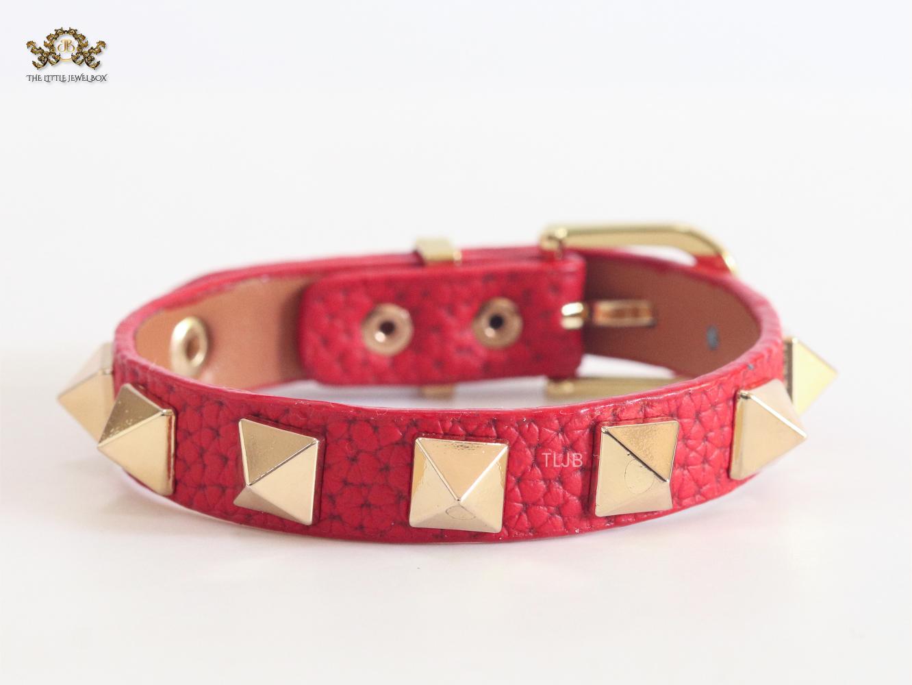 Alphabet V rockstud red bracelet