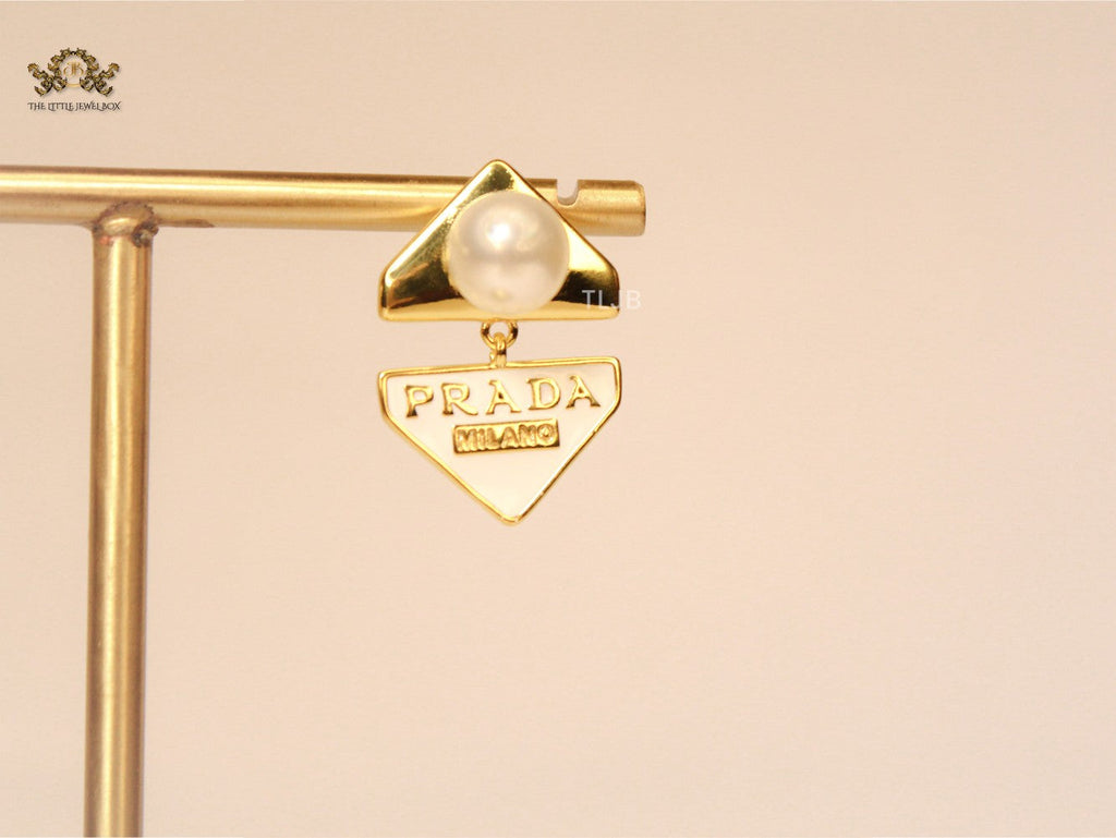 Alphabet P white triangle Studs