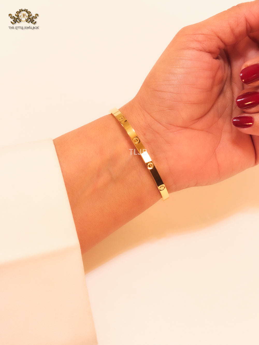 Gold plated plated rectangular screw bracelet