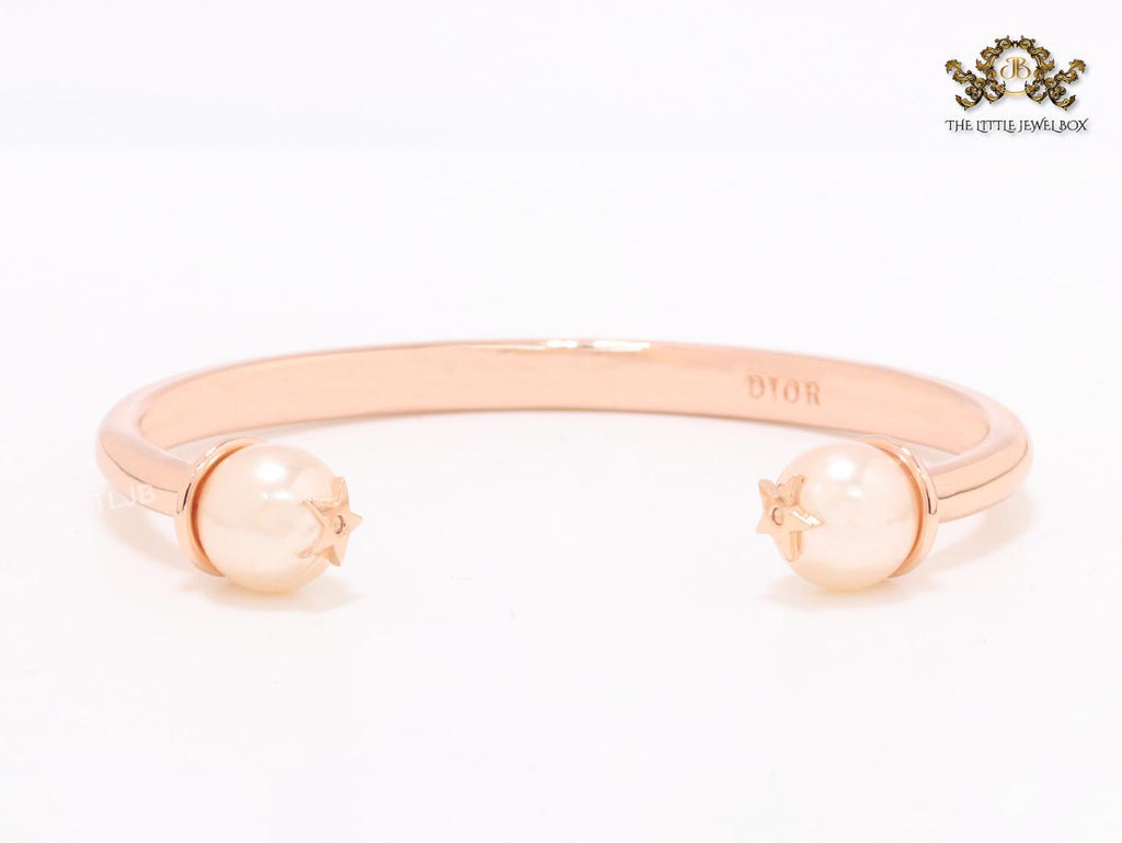 Alphabet CD rose gold and pearl bracelet