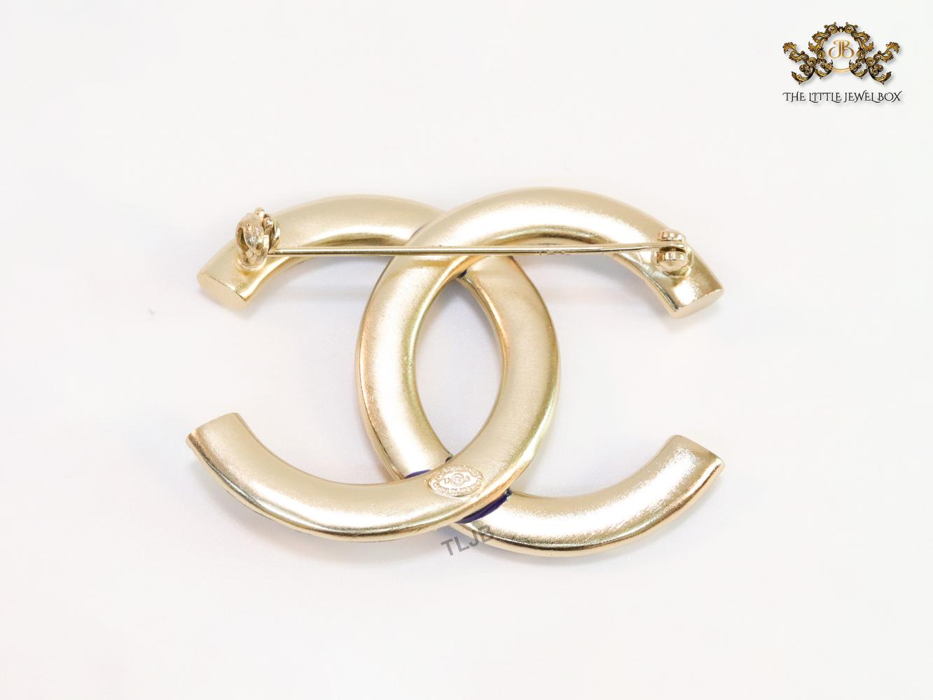 Double C red and blue embossed gold Brooch