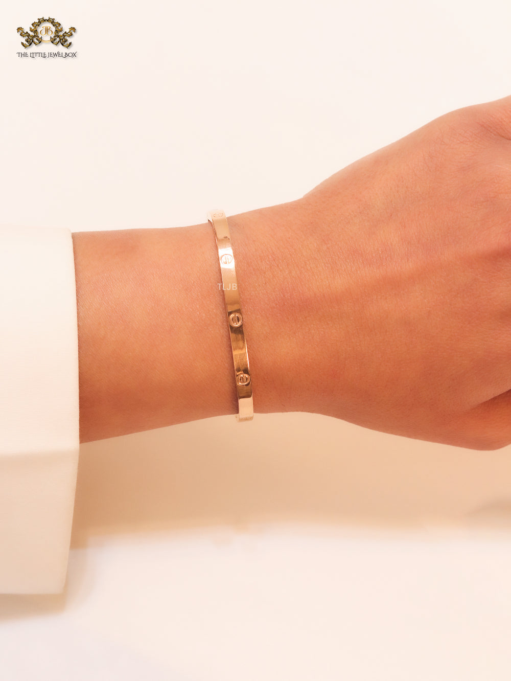 Rose gold plated plated rectangular screw bracelet