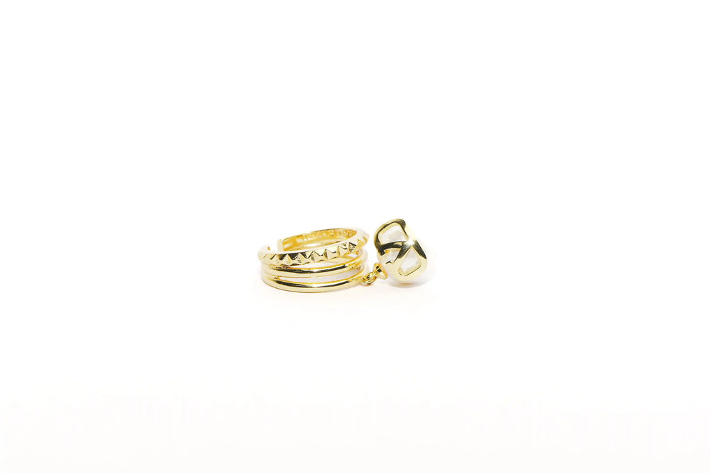 Alphabet V Pearl Dome Ring