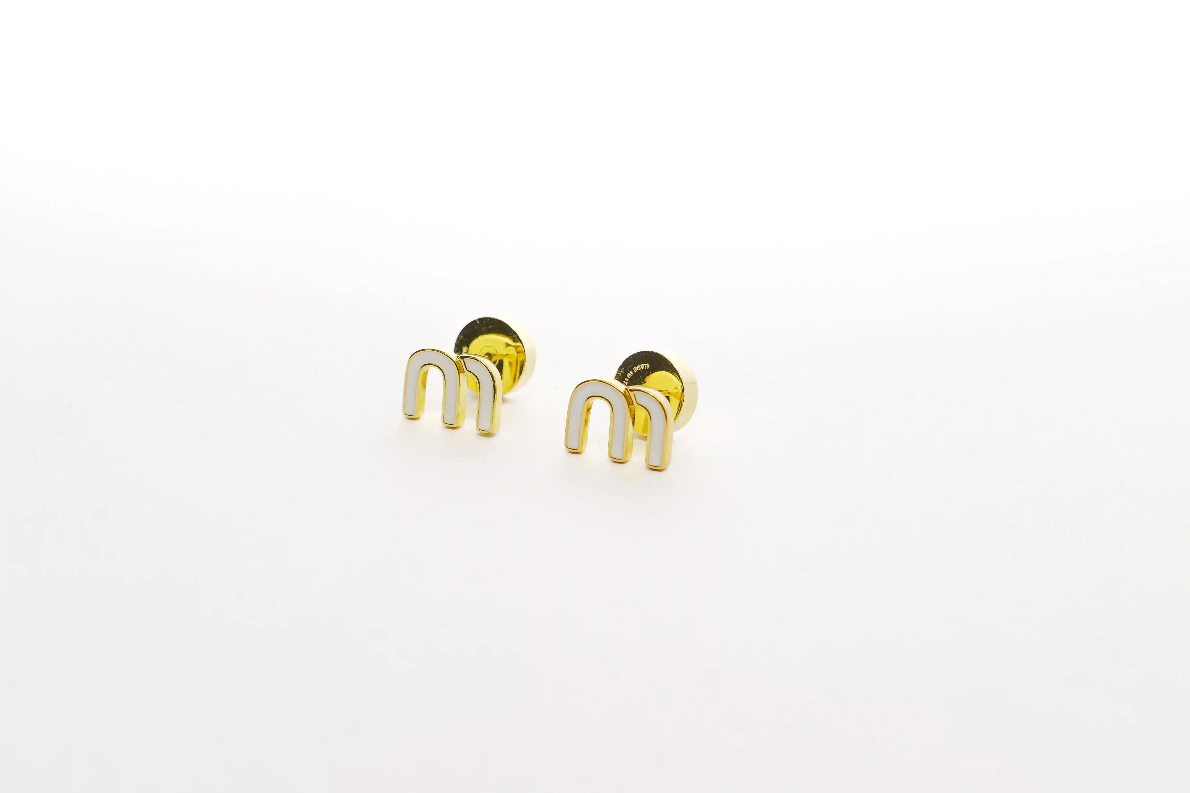 White Alphabet M Stud Earrings