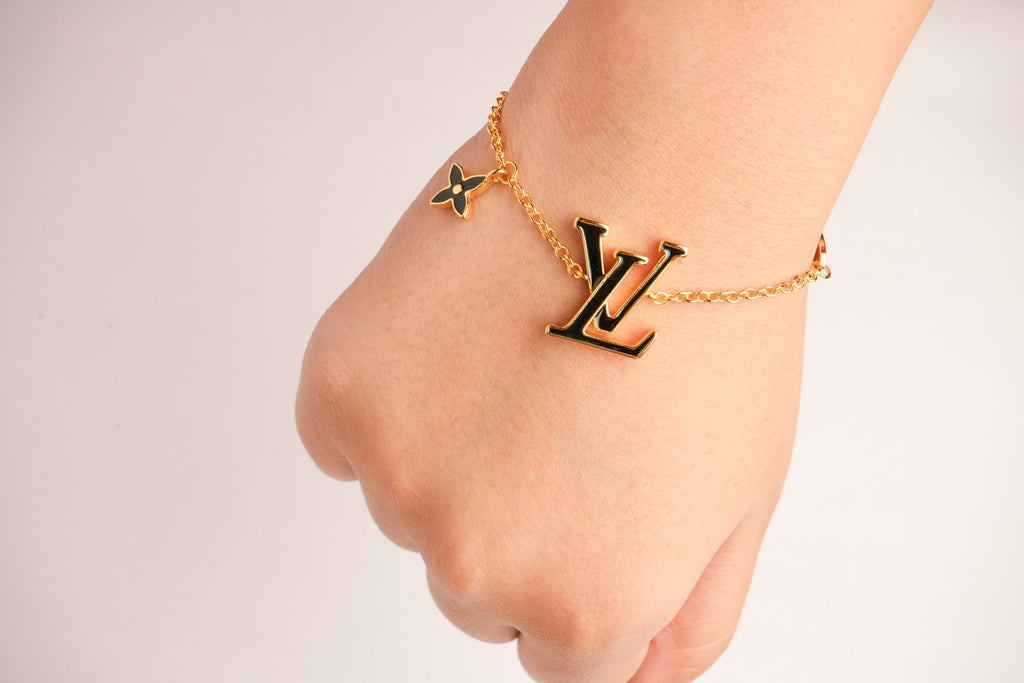 Alphabet L V Black Enamel Charm Bracelet | Trendy Fashion Jewelry
