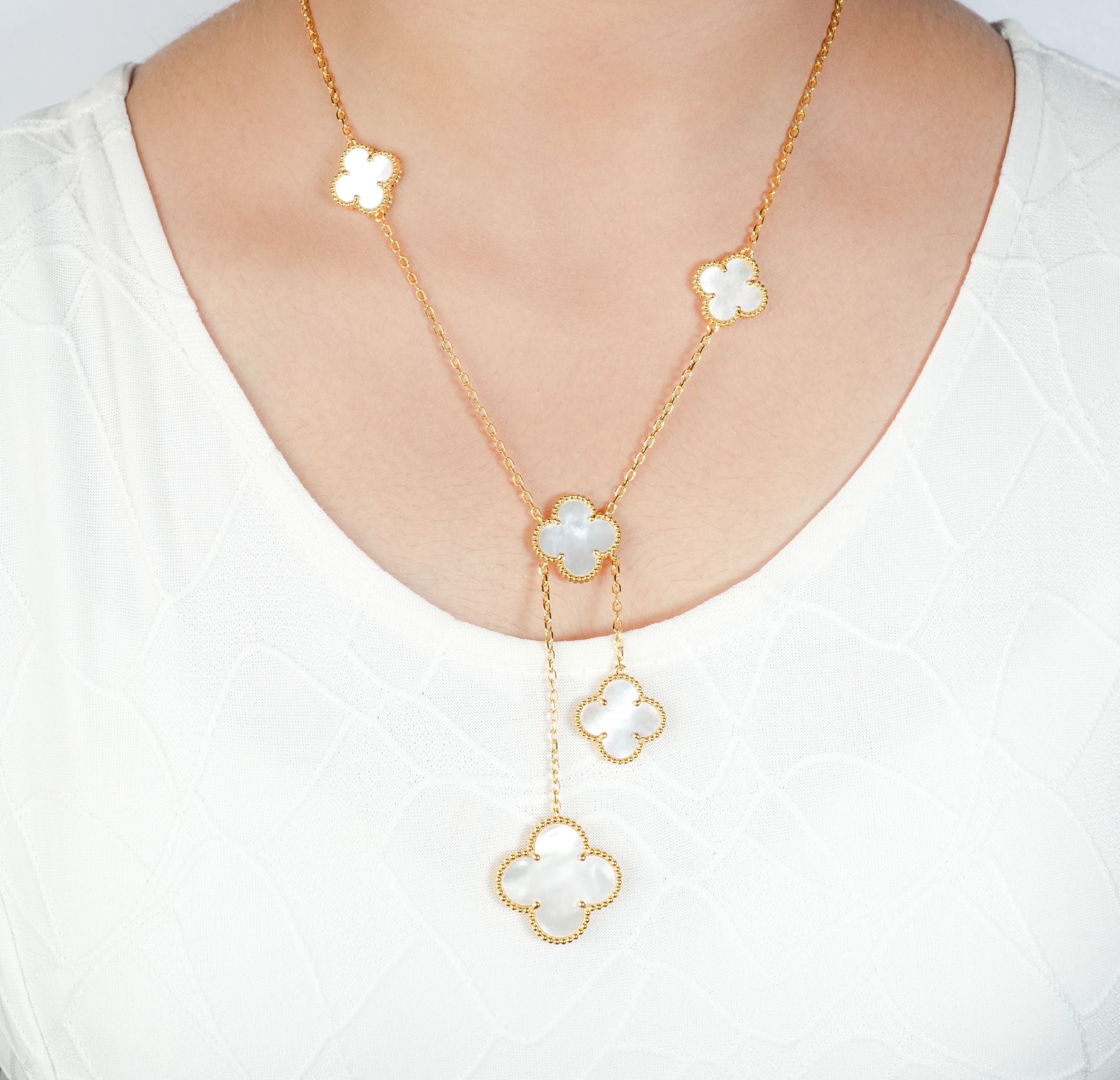 Alphabet VCA 5 Petal Gold Chain in Black | Clover Charm Necklace