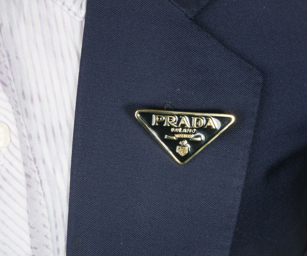 Alphabet P Black Enamel Gold Plated Brooch | Luxury Fashion Letter Pin