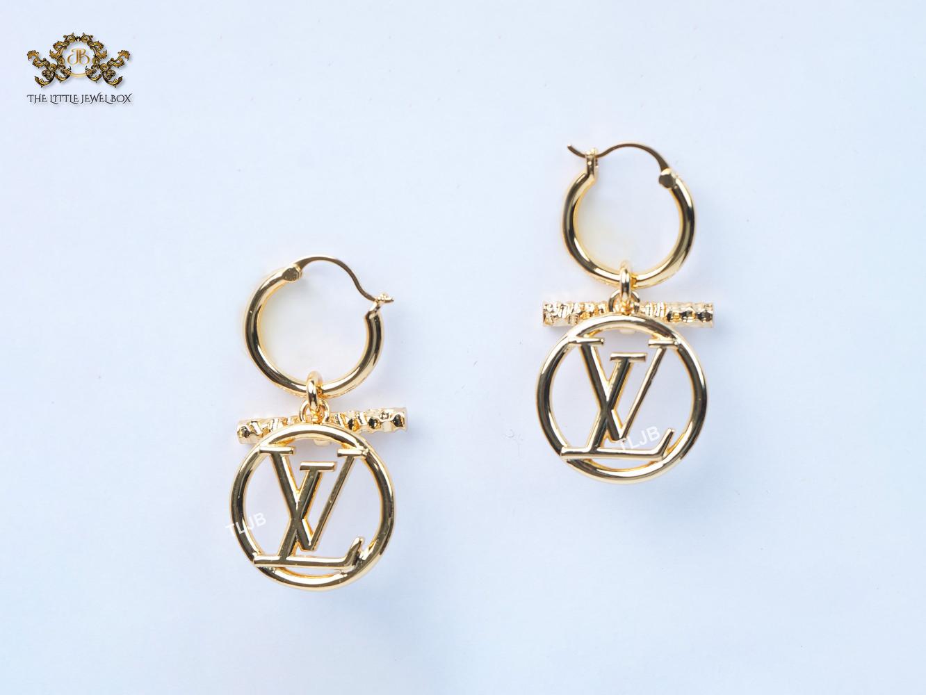 Alphabet L round gold danglers