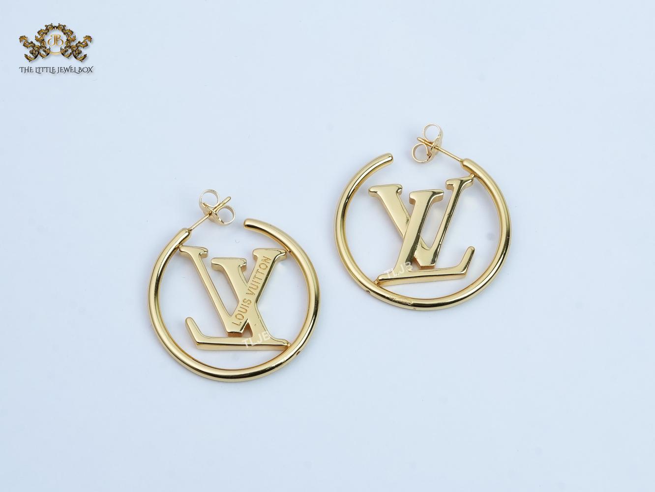 Alphabet L & V rotatable small hoops 34mm