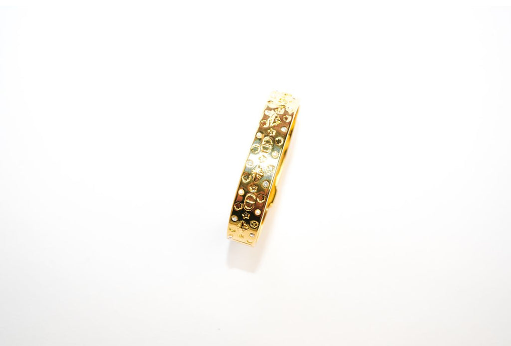 Alphabet CD Gold Textured Bracelet