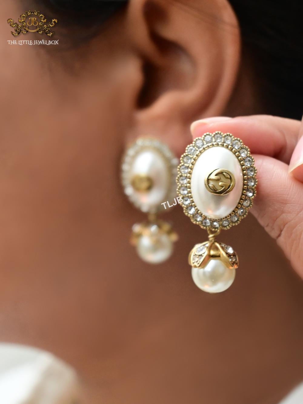 Double G vintage white earrings