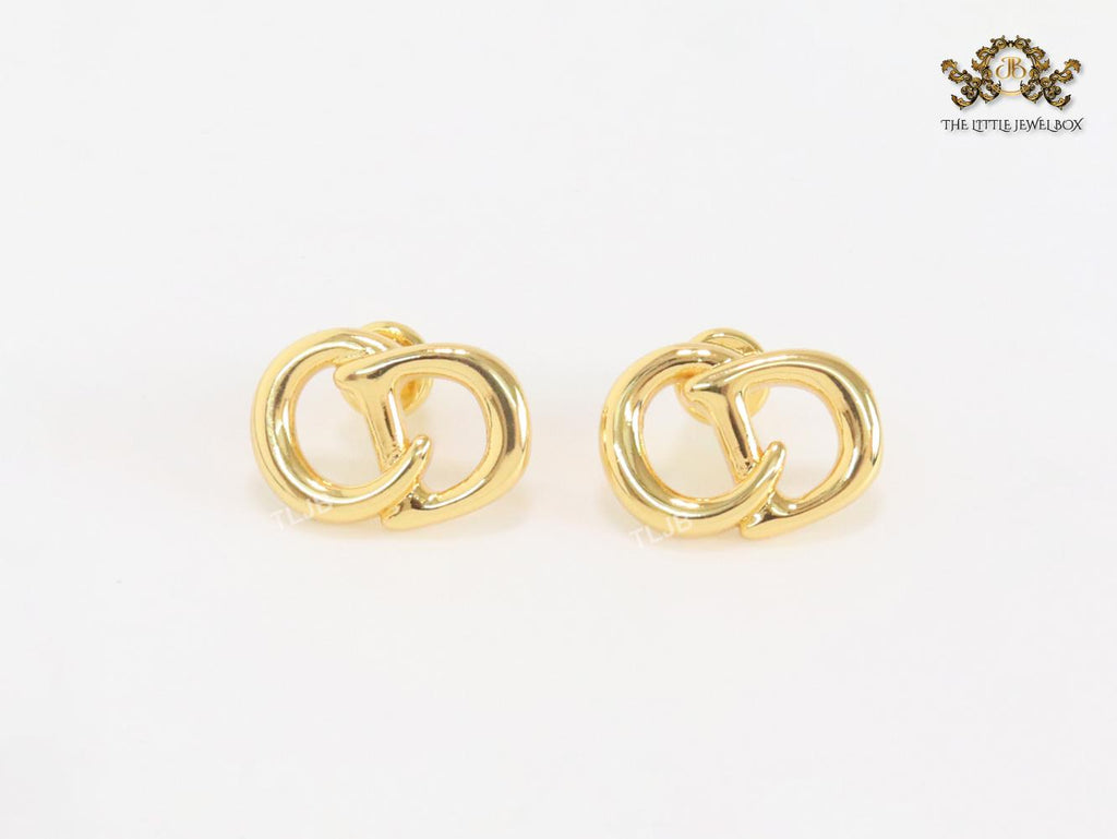 Alphabet CD twisted small gold studs