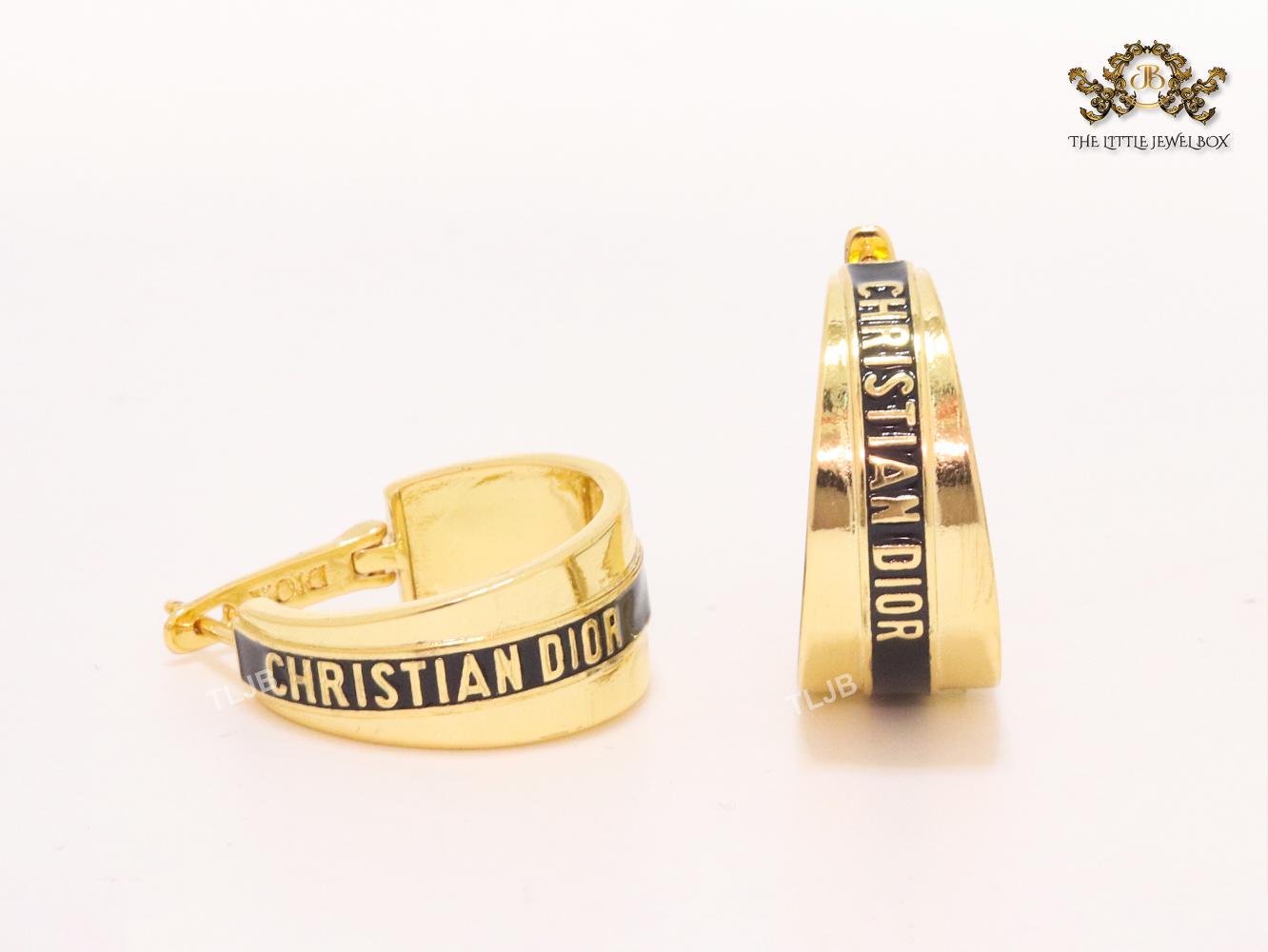 Alphabet CD black & gold hoops