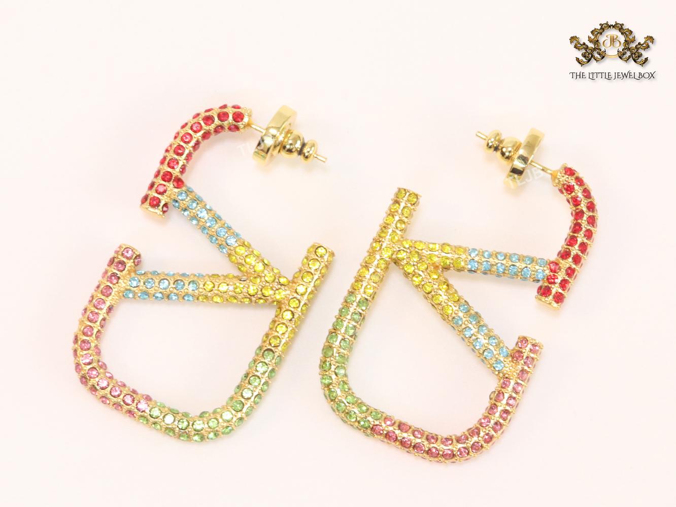 Multi coloured Open V rectangular hoops