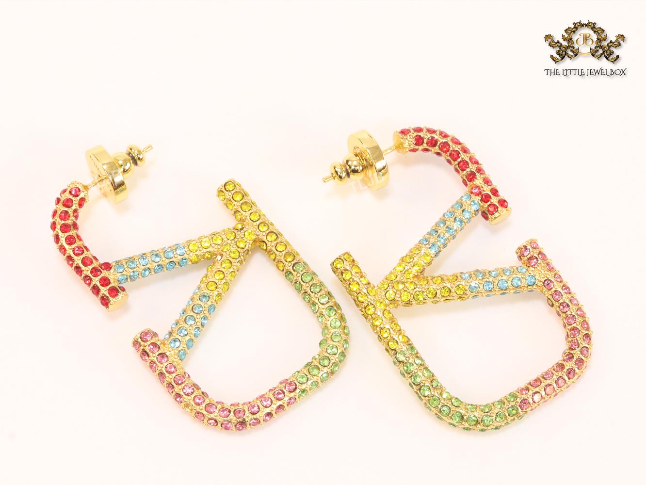 Multi coloured Open V rectangular hoops