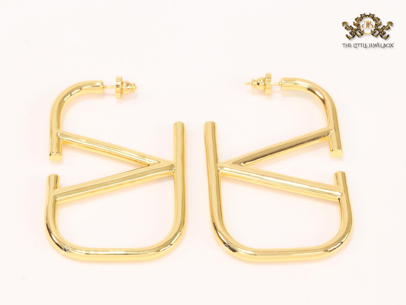 Open V gold rectangular hoops 70 mm xl