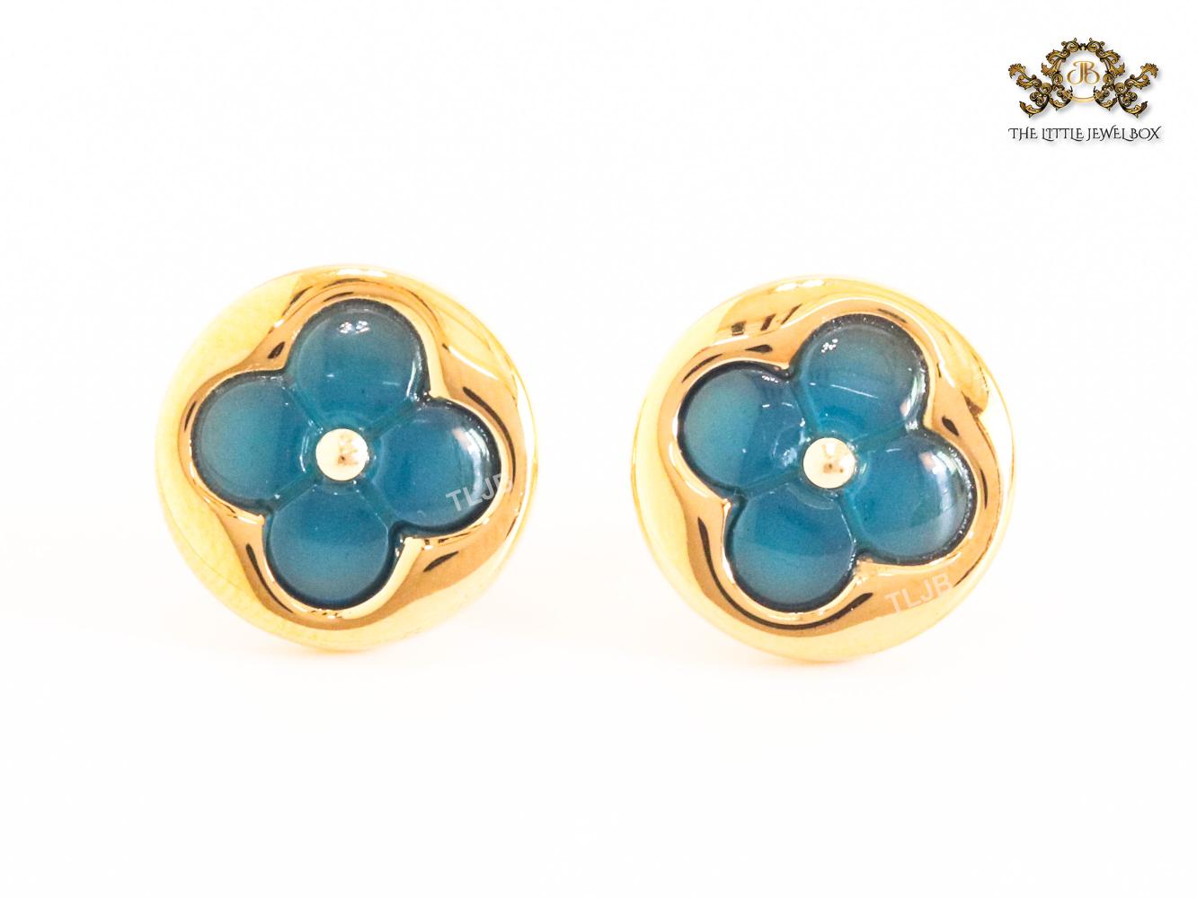 Blue onyx and gold studs