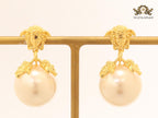 Gold medusa and 25 mm pearl dangles