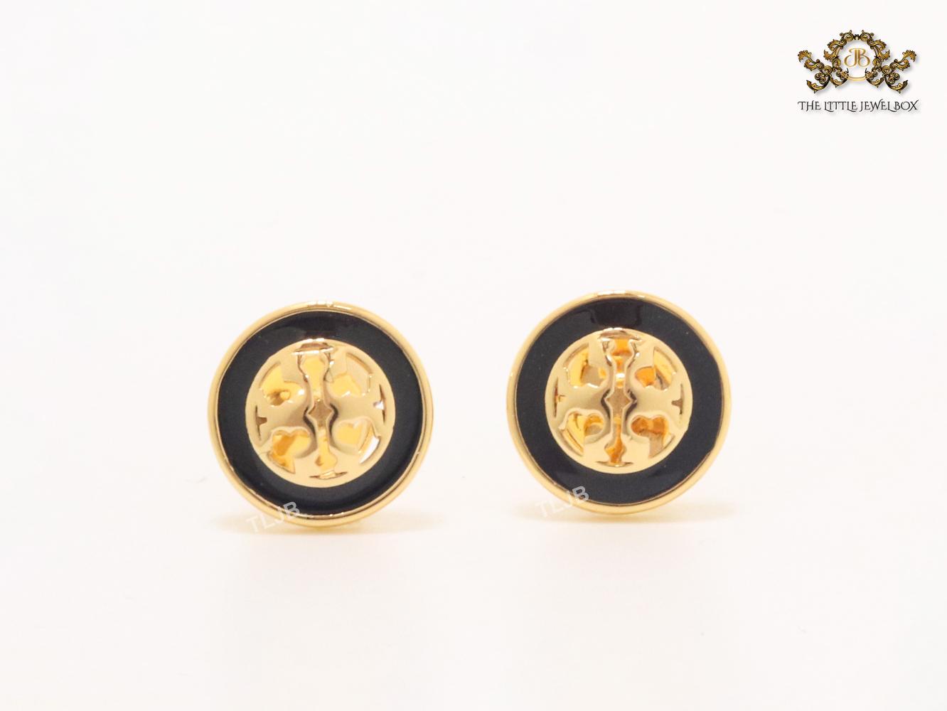 Alphabet T black enamel studs