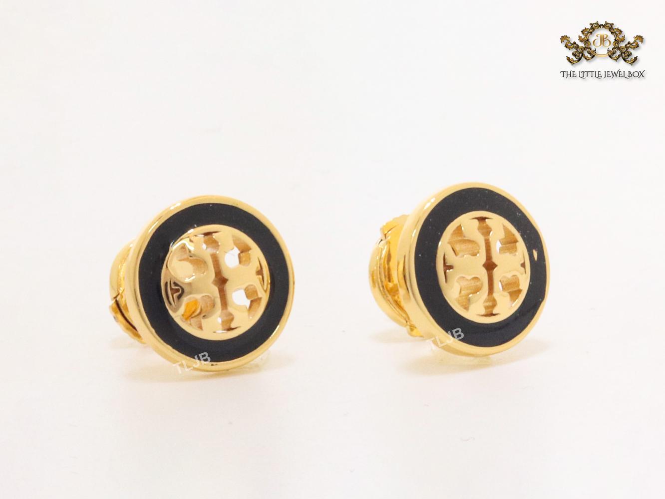 Alphabet T black enamel studs