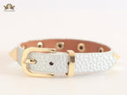 Alphabet V rockstud silver grey bracelet