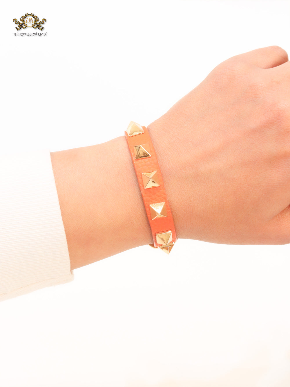 Alphabet V rockstud orange bracelet