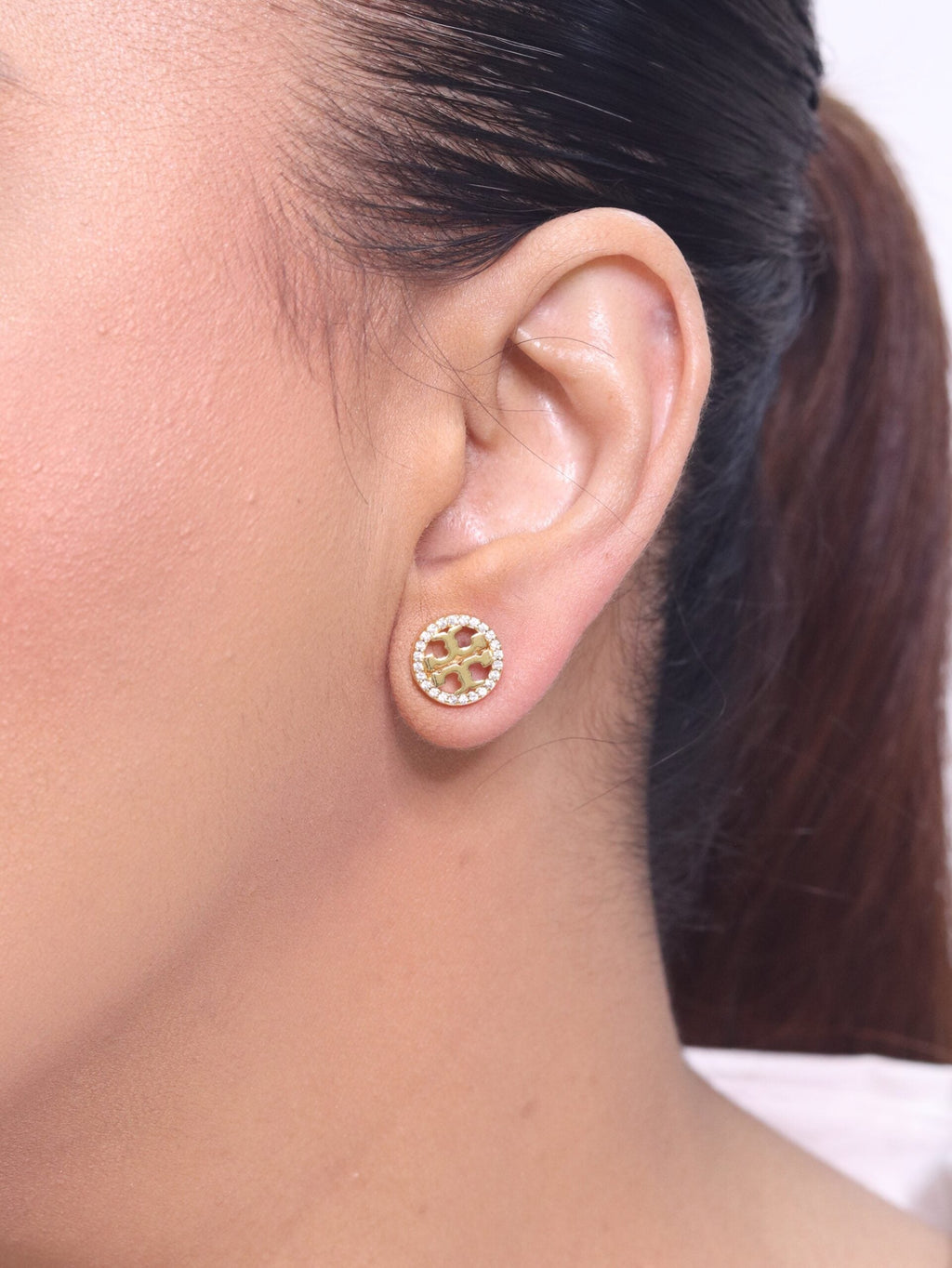 Alphabet T Small Studs