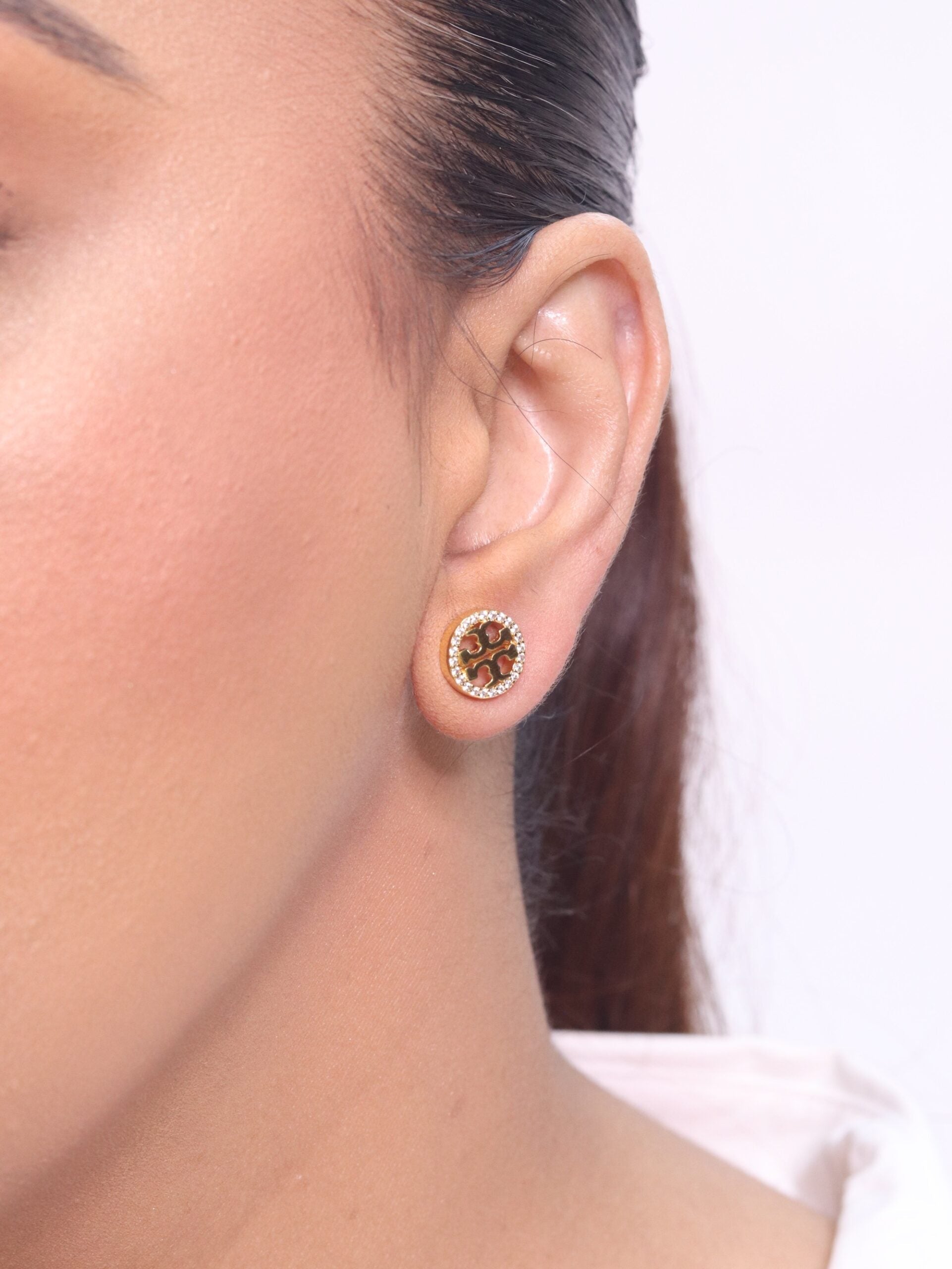 Alphabet T Small Studs