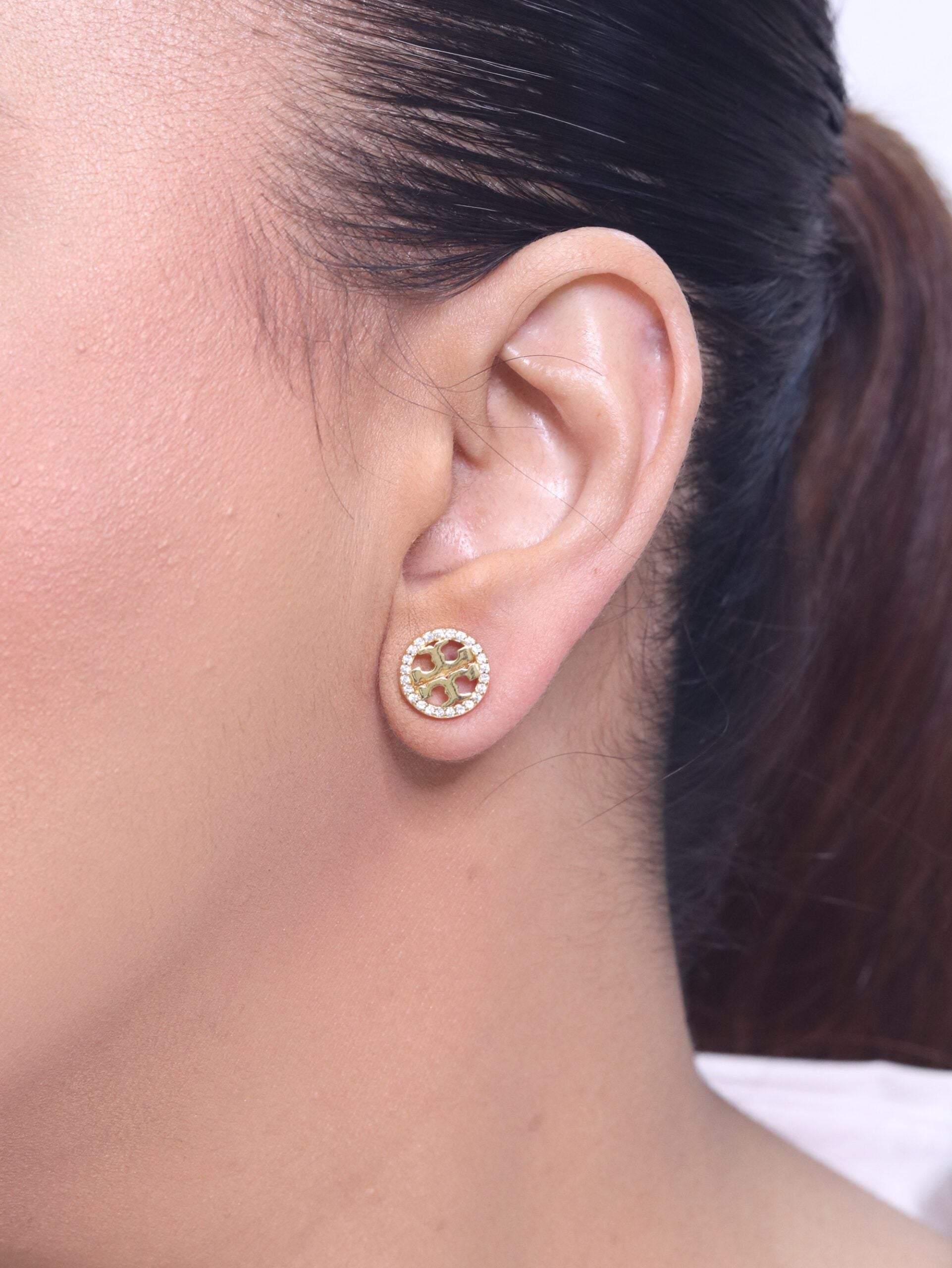 Alphabet T Small Studs