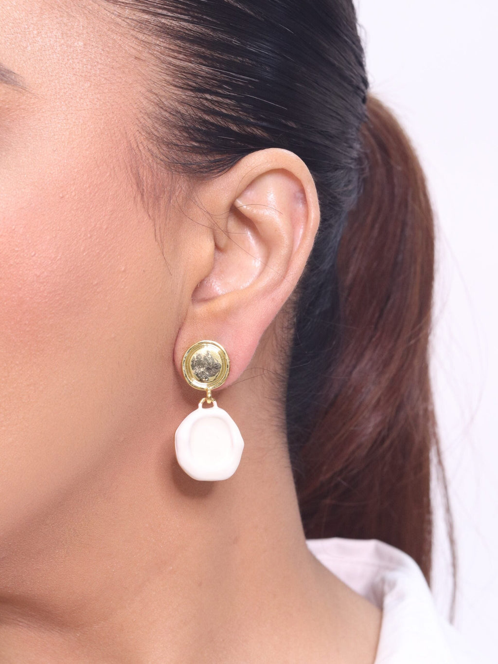 Alphabet BV Gold & White Danglers