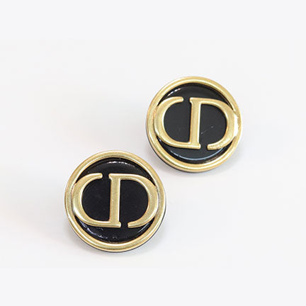Black & Gold enamel studs