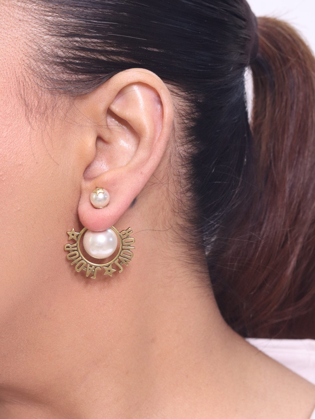 Alphabet D Pearl Bomber in Gold