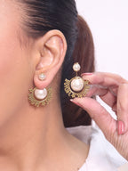 Alphabet D Pearl Bomber in Gold