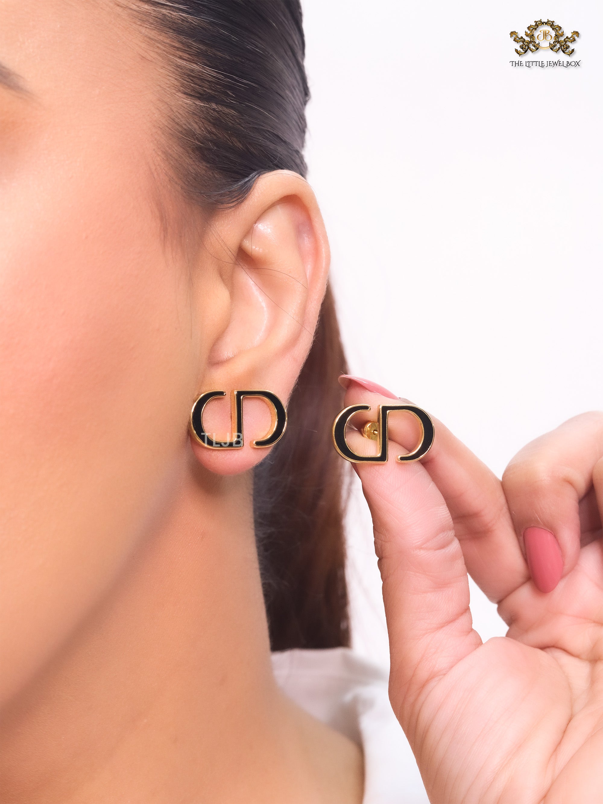 C&D Black Enamel Studs