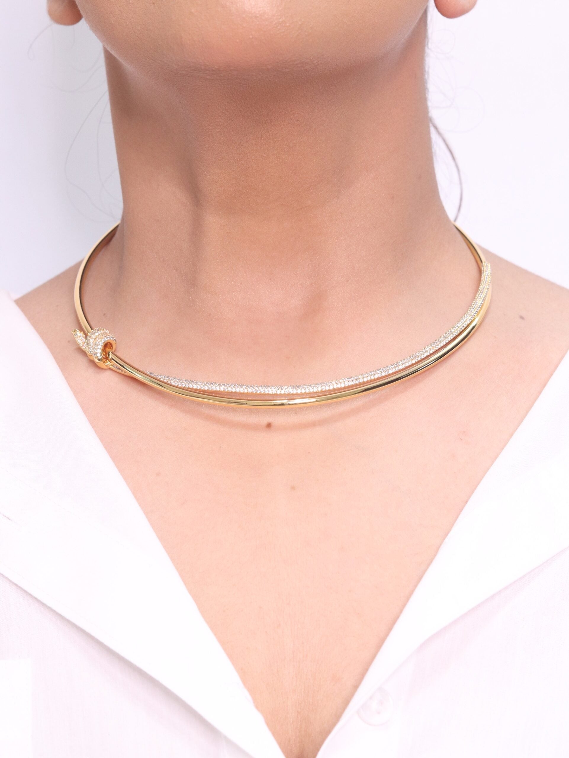 Alphabet T and Co Double line stiff Choker in gold