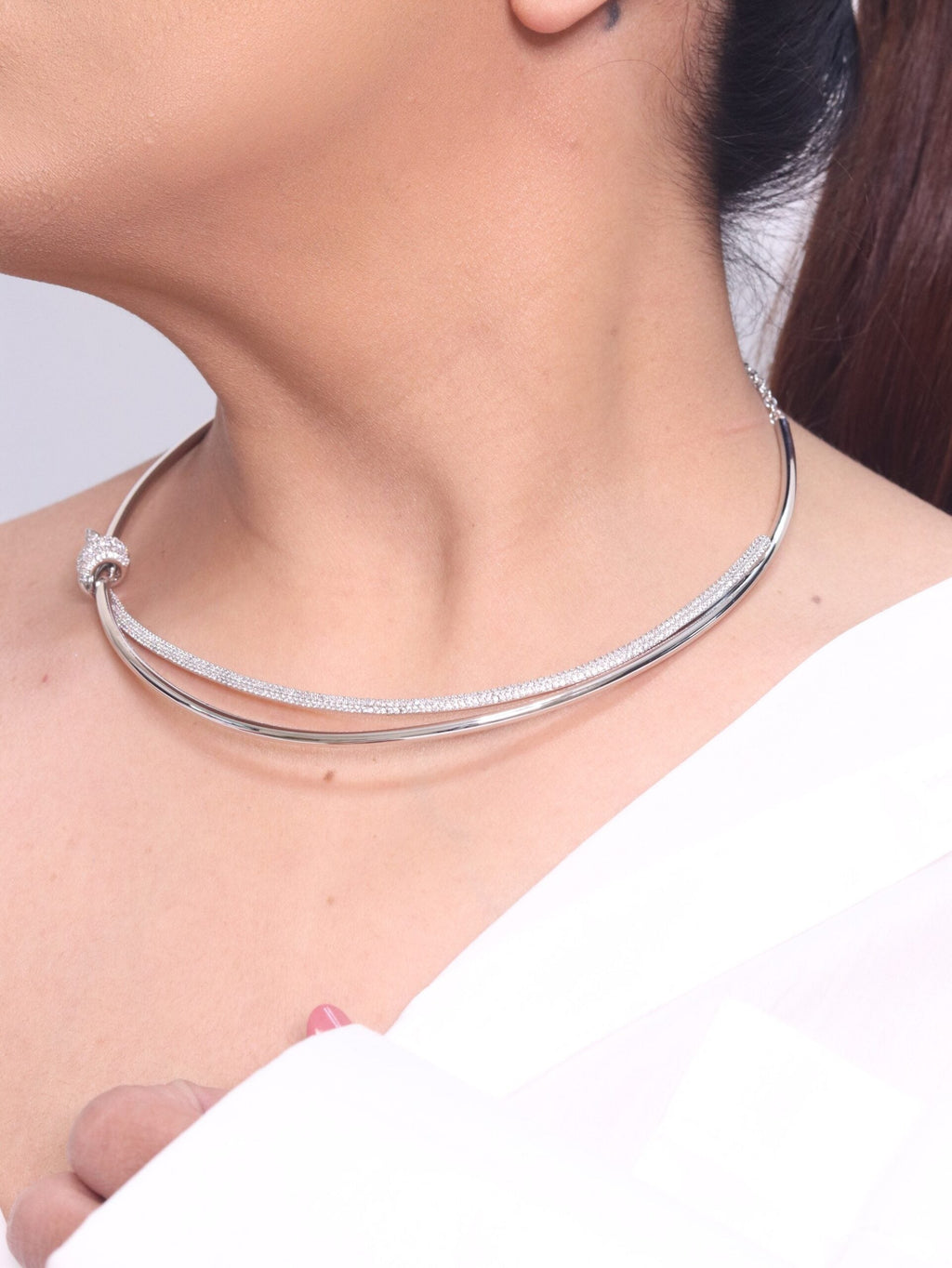 Alphabet T and Co Double line stiff Choker in Platinum
