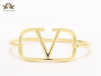 Sleek open V gold bracelet