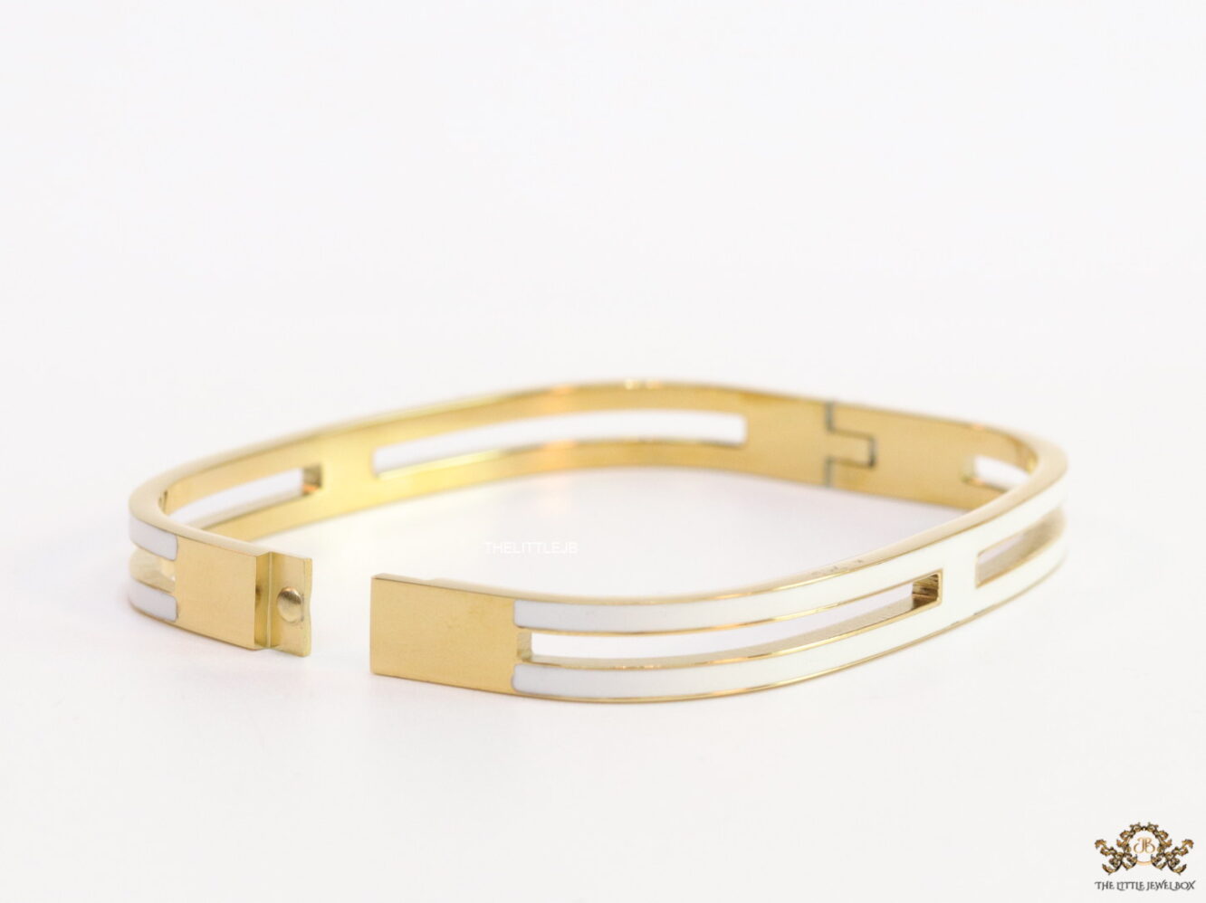 Gold plated two layer solid white bracelet
