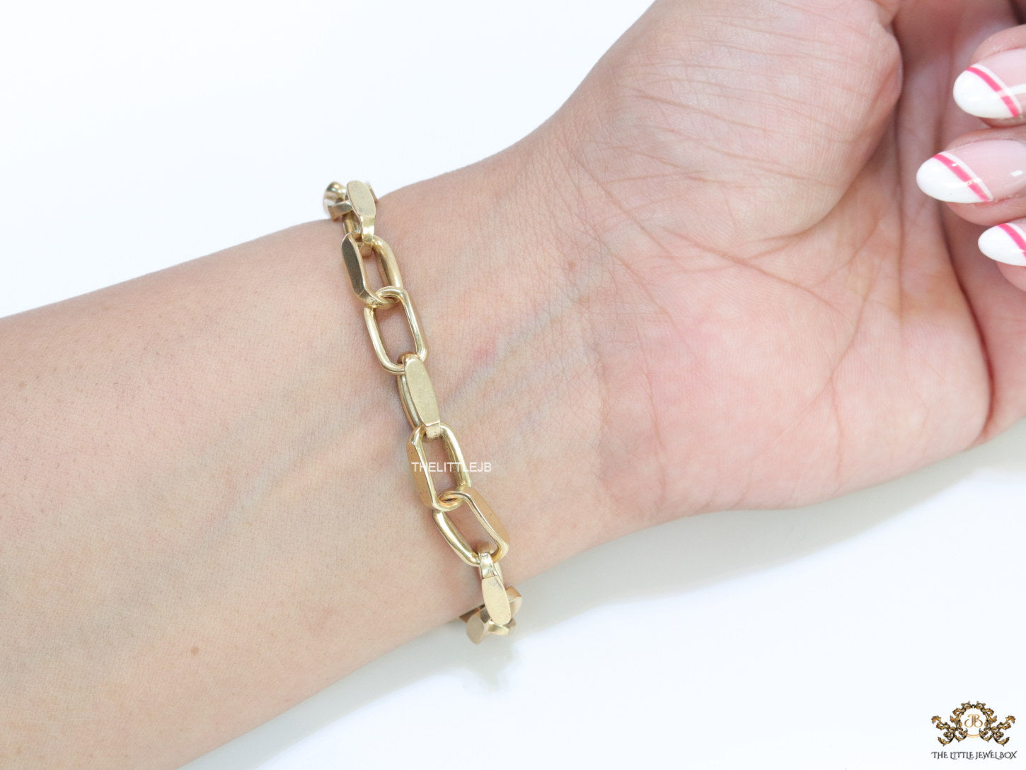 Gold plated link chain bracelet with heart shape lock