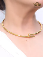 Gold screw necklace