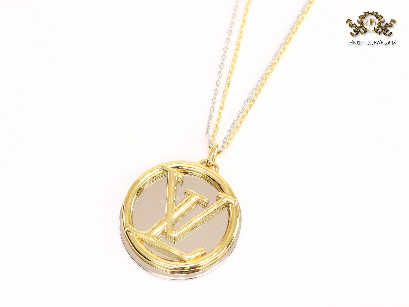 Alphabet L long gold chain