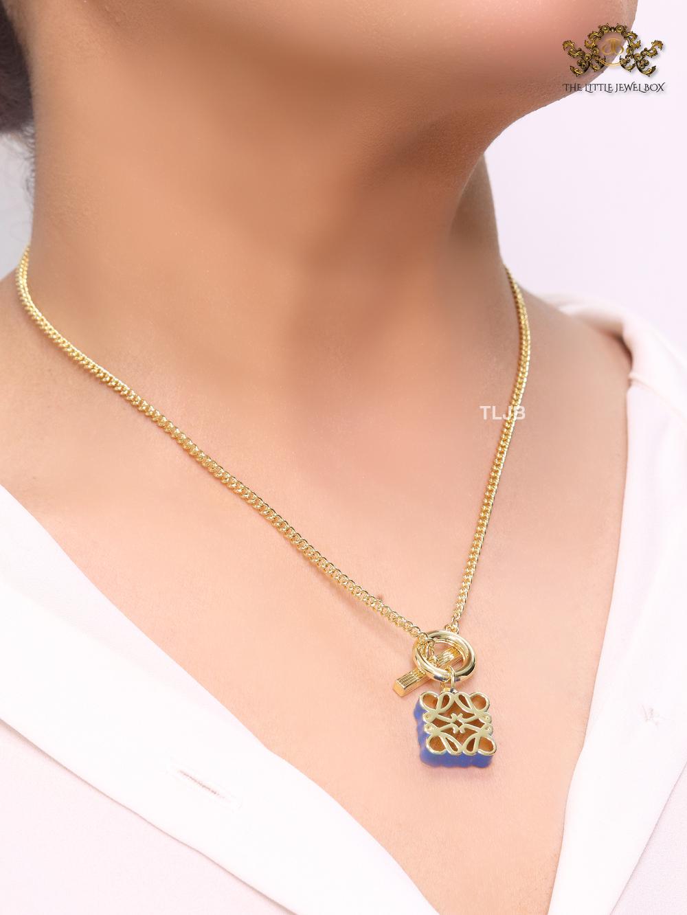 Alphabet L blue & gold sleek pendant