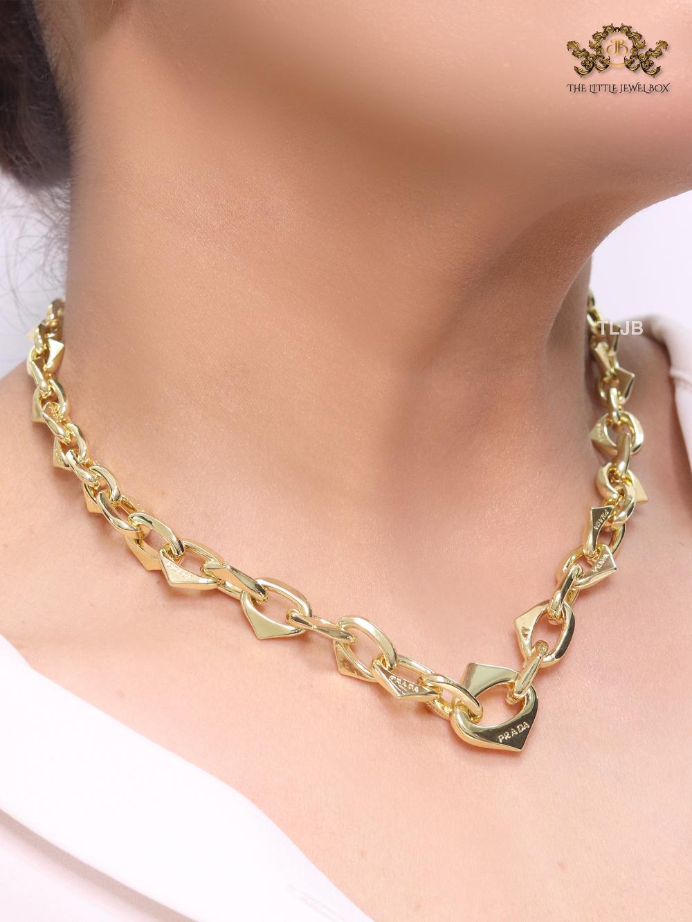 Alphabet P link chain